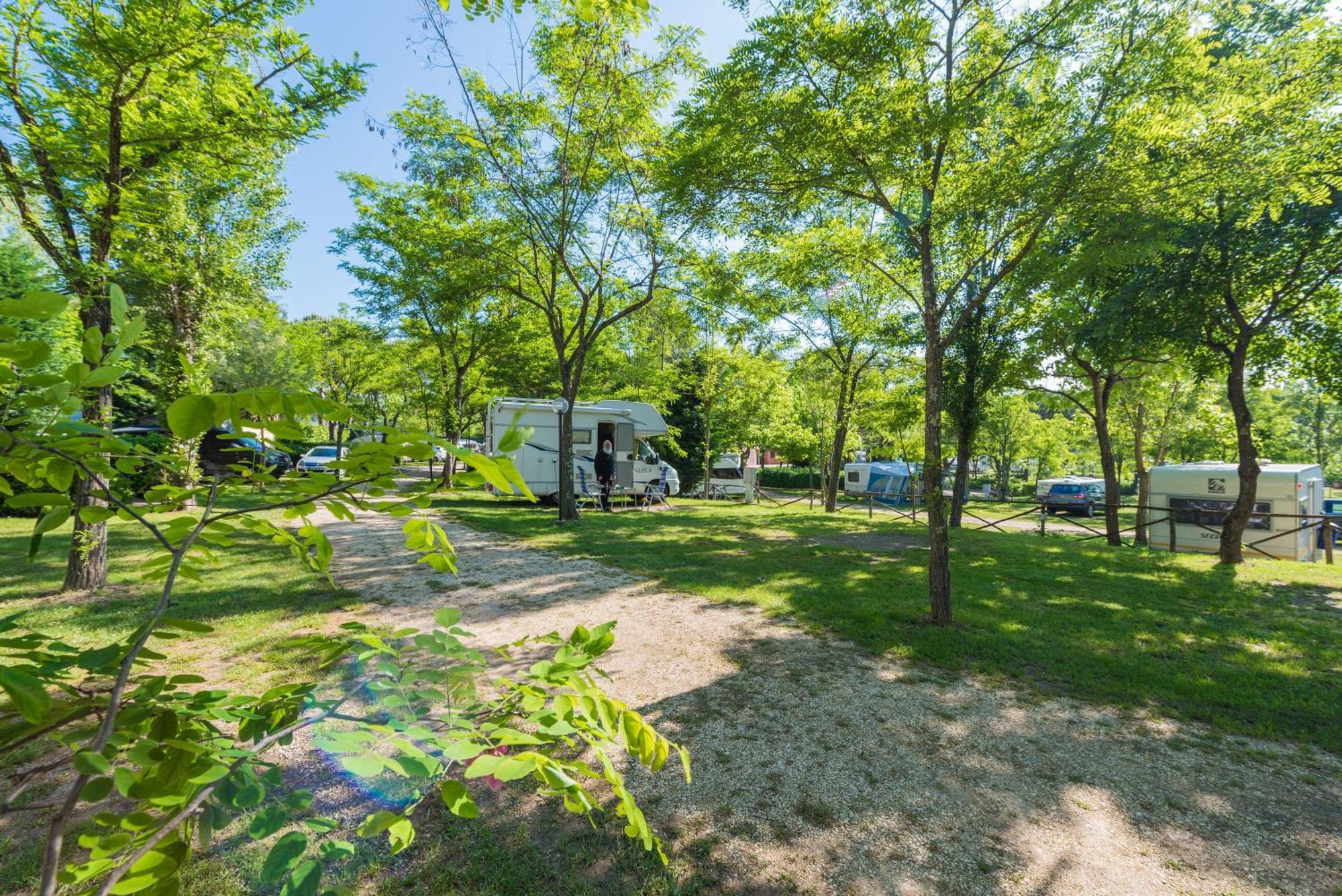 Camping Village Il Poggetto Troghi Exteriér fotografie