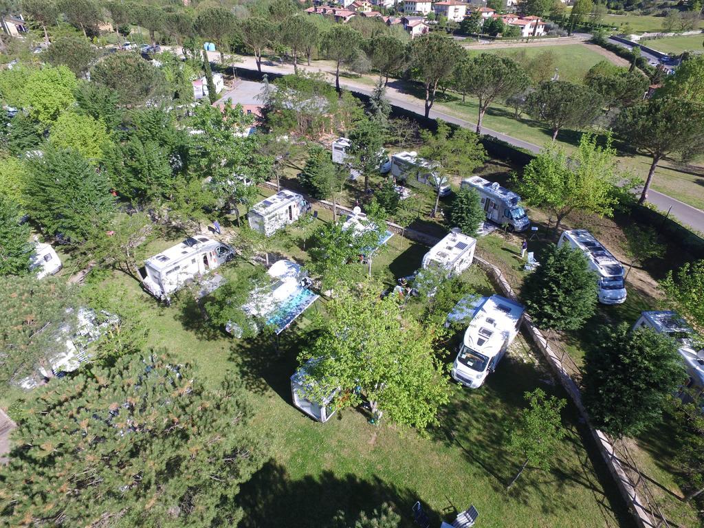 Camping Village Il Poggetto Troghi Exteriér fotografie