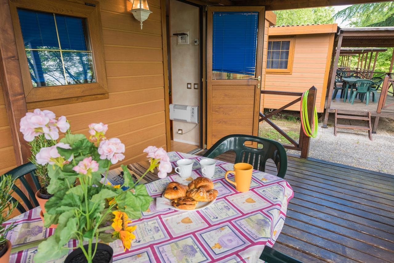 Camping Village Il Poggetto Troghi Exteriér fotografie