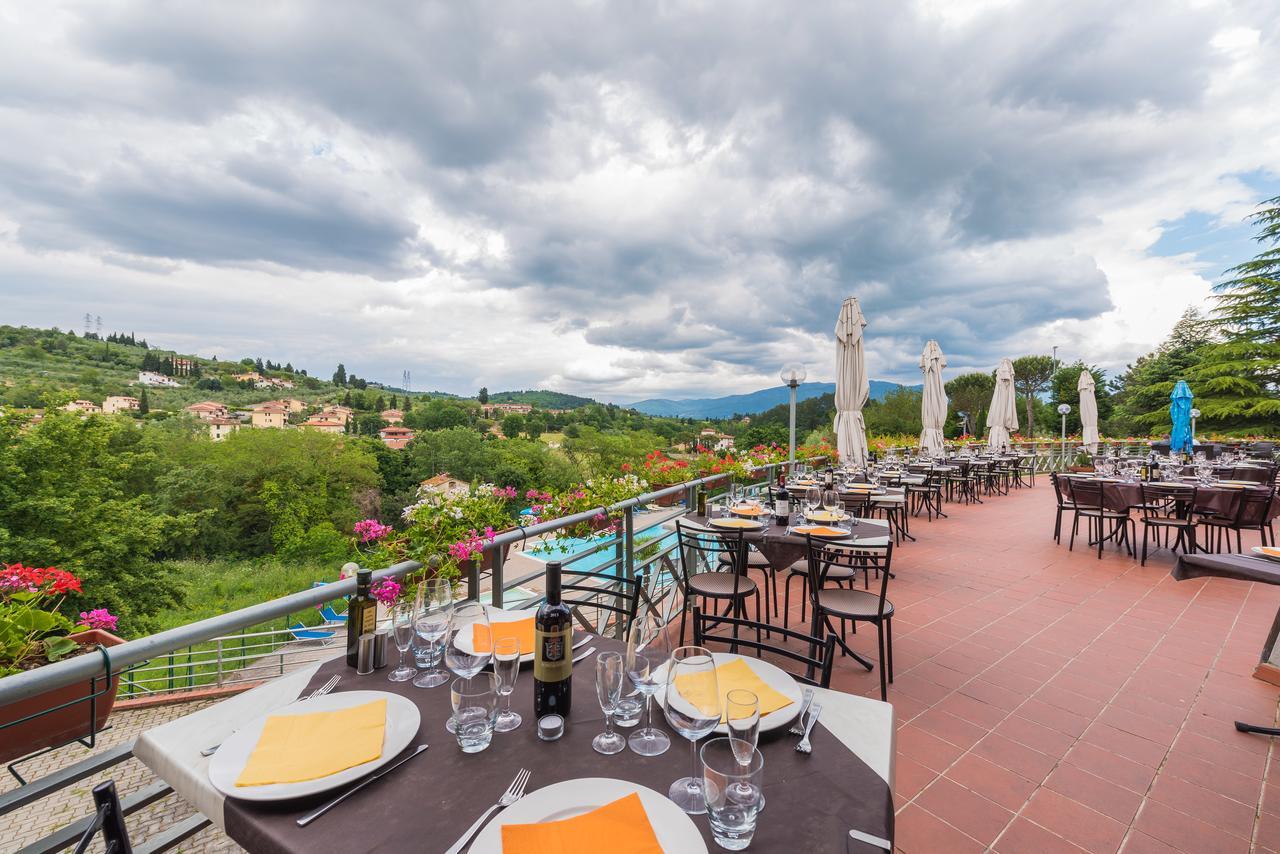Camping Village Il Poggetto Troghi Exteriér fotografie