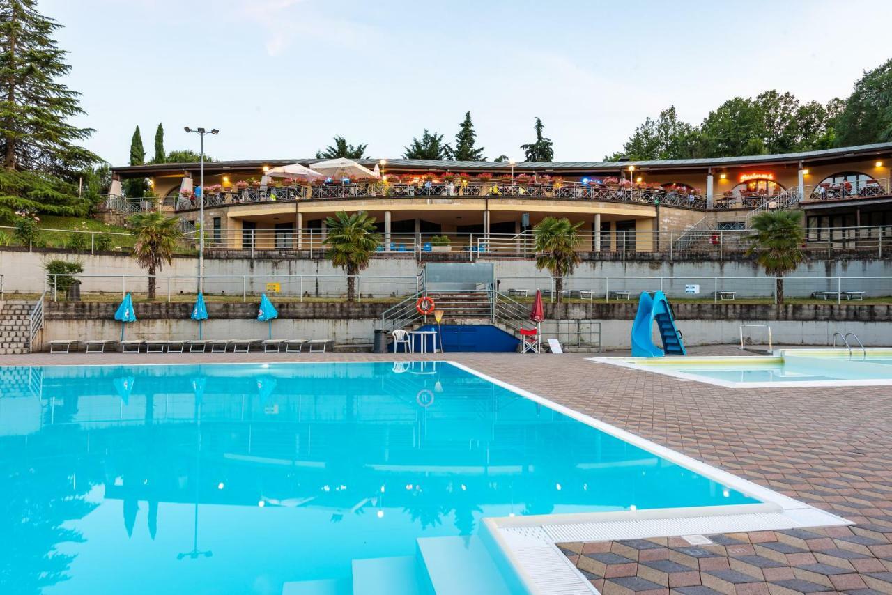 Camping Village Il Poggetto Troghi Exteriér fotografie