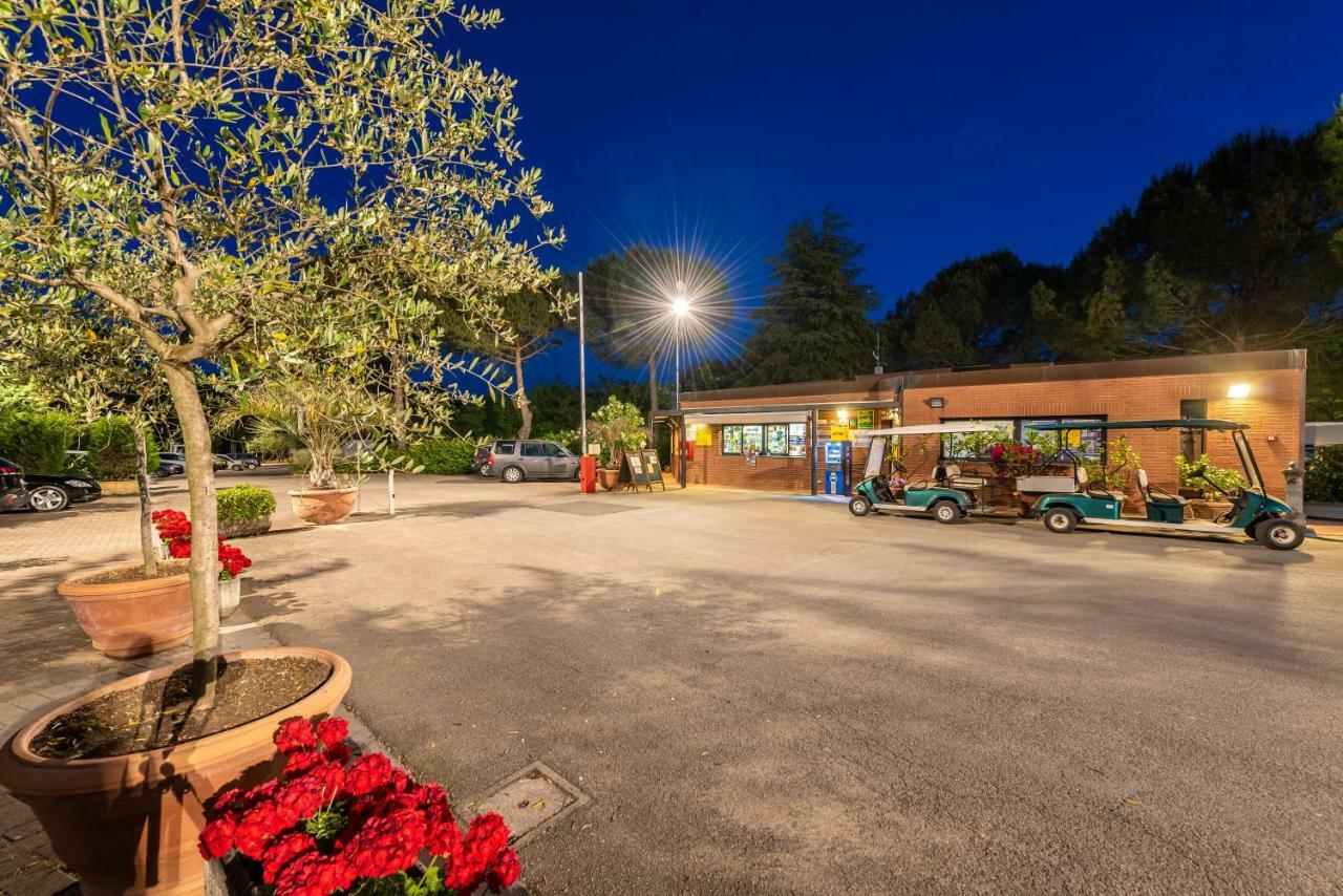 Camping Village Il Poggetto Troghi Exteriér fotografie